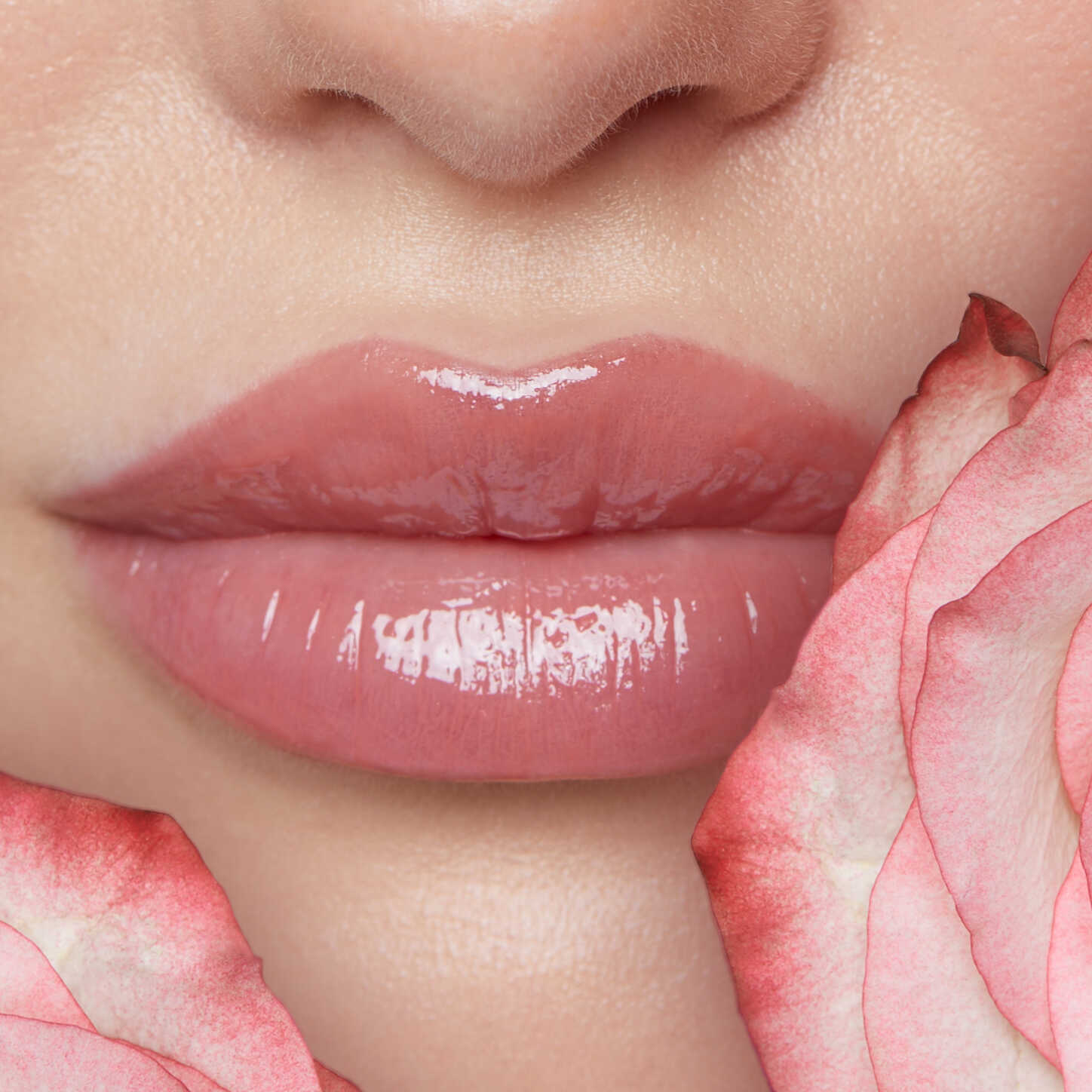 Plumpy Lip Gloss Rose Nude